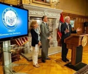 Governor Asa Hutchinson and Arkansas Department of Parks, Heritage and Tourism Announce New Office of Outdoor Recreation